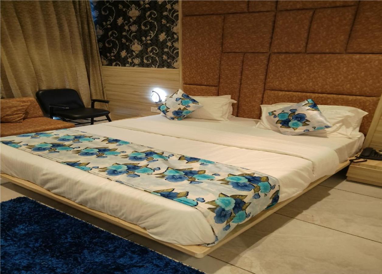 Hotel Lotus Villa Ahmedabad Exterior foto